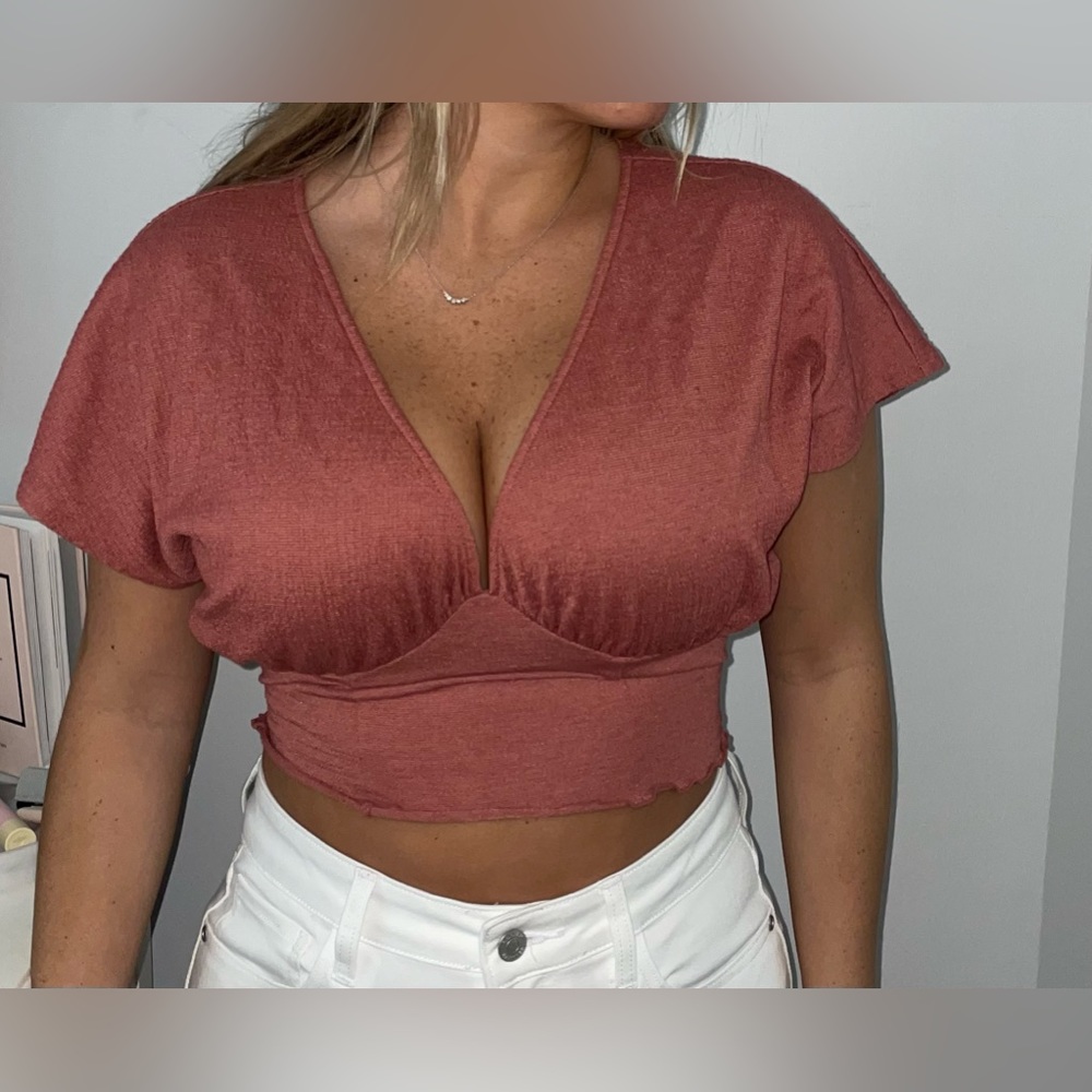 Forever 21 Small Cropped Shirt